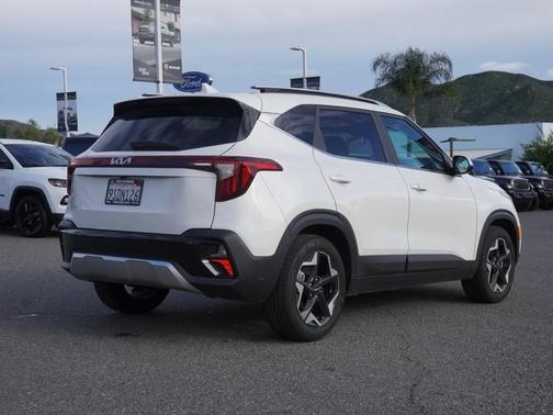 2025 Kia Seltos EX
