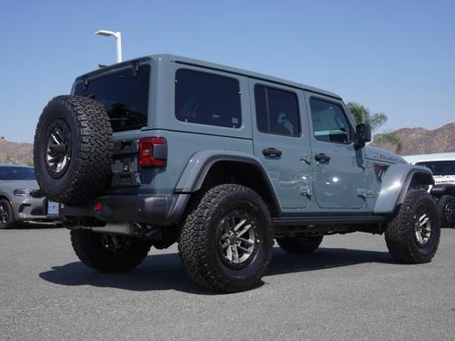 2025 Jeep Wrangler Rubicon 392