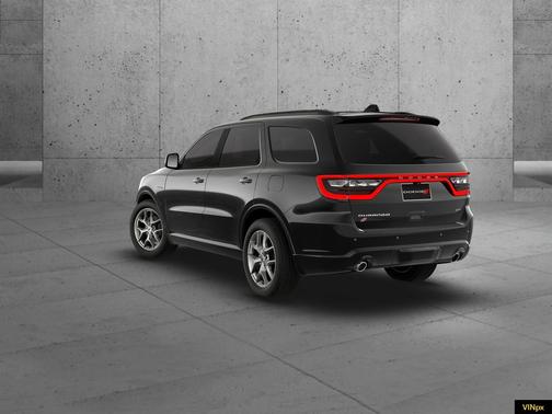 DB Black Crystal Clearcoat 2026 Dodge Durango GT Plus HEMI V8