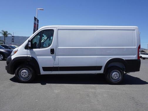 2025 RAM ProMaster 1500 Low Roof