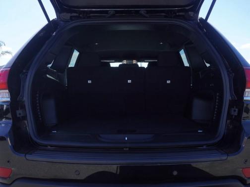 2022 Jeep Grand Cherokee WK Laredo