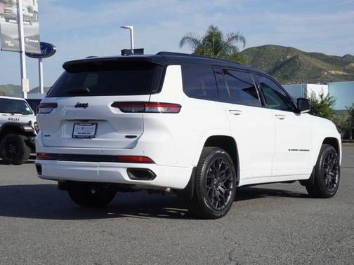 2024 Jeep Grand Cherokee L Summit