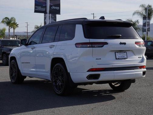 2024 Jeep Grand Cherokee L Summit