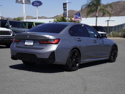 Skyscraper Gray Metallic 2023 BMW M340 i