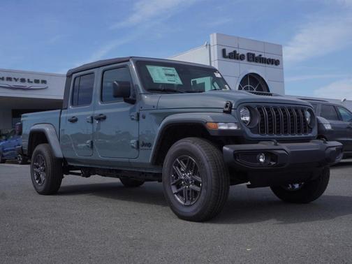 2025 Jeep Gladiator Sport