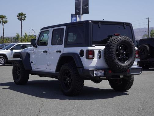 Bright White Clearcoat 2025 Jeep Wrangler Sport
