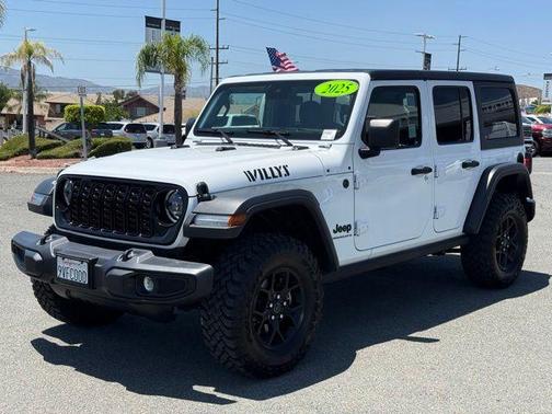 Bright White Clearcoat 2025 Jeep Wrangler Sport