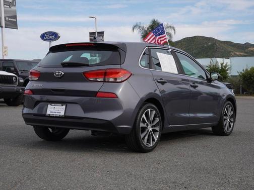 2018 Hyundai Elantra GT Base