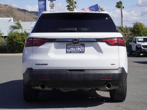 Summit White 2023 Chevrolet Traverse RS