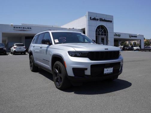 2023 Jeep Grand Cherokee L Laredo