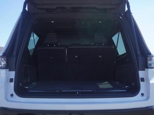 2024 Jeep Grand Wagoneer L Series II