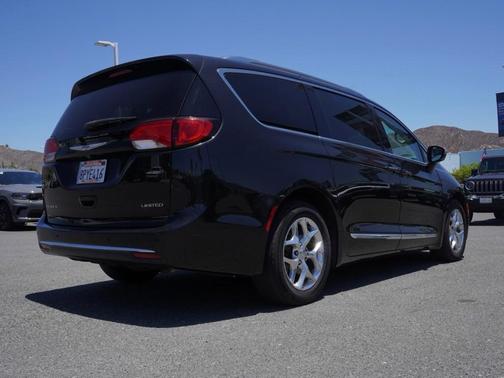 2020 Chrysler Pacifica Limited