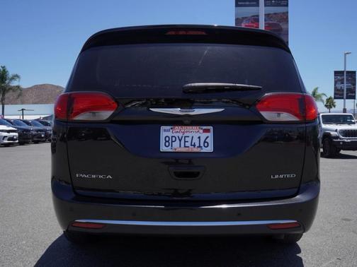 2020 Chrysler Pacifica Limited