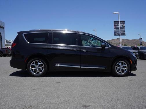 2020 Chrysler Pacifica Limited