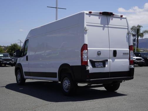 Bright White Clearcoat 2025 RAM ProMaster 2500 High Roof