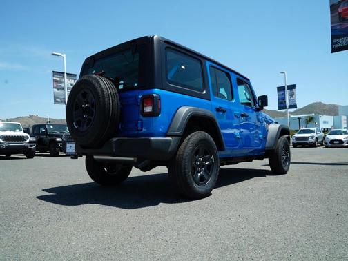 2025 Jeep Wrangler Sport