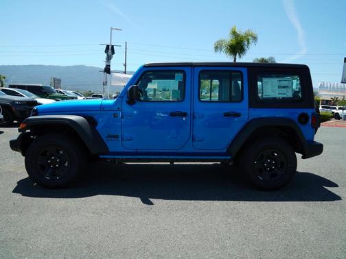 2025 Jeep Wrangler Sport