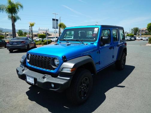 2025 Jeep Wrangler Sport