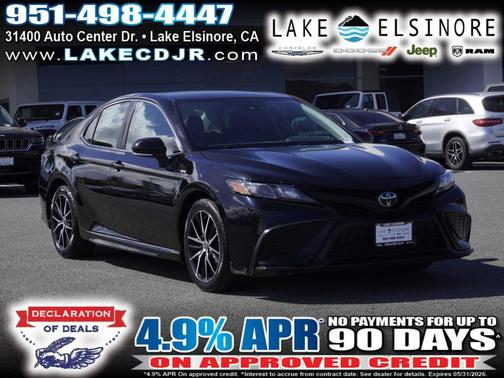 Midnight Black Metallic 2023 Toyota Camry SE