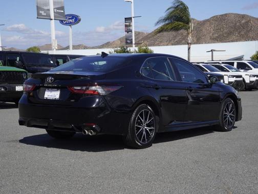 Midnight Black Metallic 2023 Toyota Camry SE