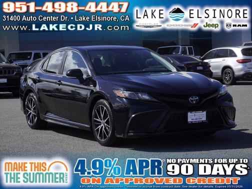 Midnight Black Metallic 2023 Toyota Camry SE
