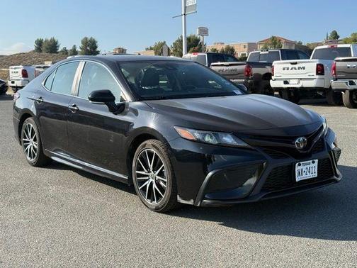 Midnight Black Metallic 2023 Toyota Camry SE