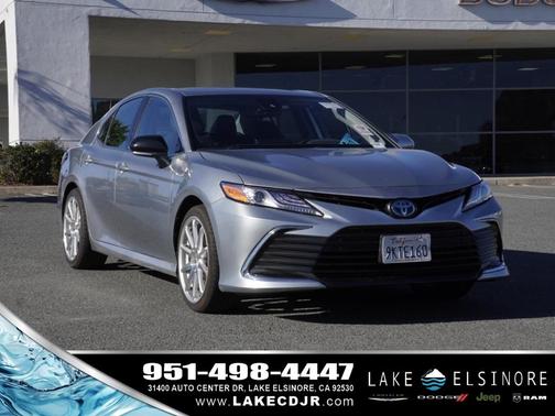 2024 Toyota Camry Hybrid XLE