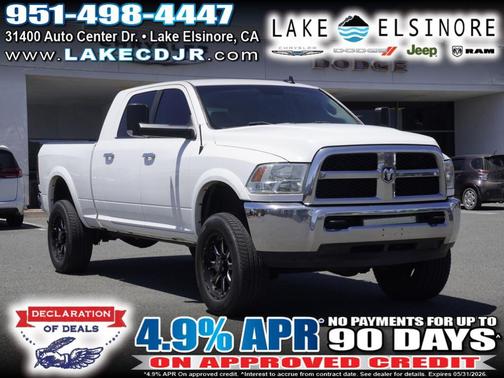 Bright White Clearcoat 2018 RAM 2500 SLT