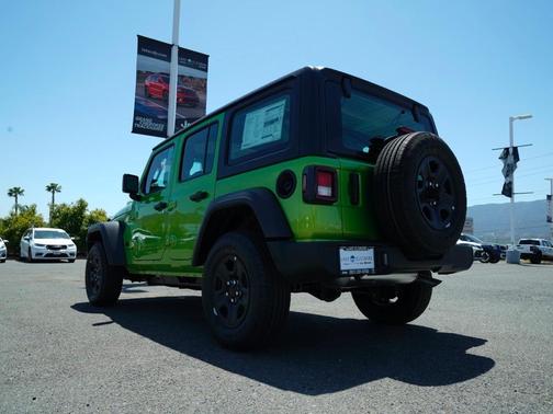 2025 Jeep Wrangler Sport