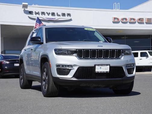 2023 Jeep Grand Cherokee 4xe Base