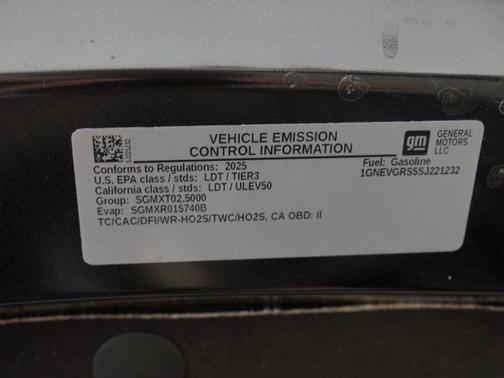 2025 Chevrolet Traverse LT