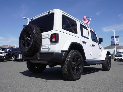 2021 Jeep Wrangler Unlimited Sahara Altitude