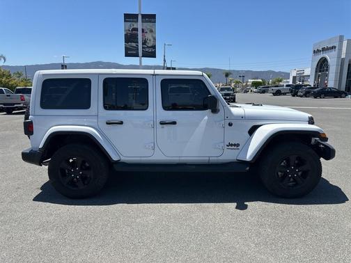 2021 Jeep Wrangler Unlimited Sahara Altitude