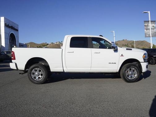 Bright White Clearcoat 2024 RAM 2500 Laramie