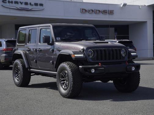 Granite Crystal Clearcoat Metallic 2026 Jeep Wrangler Rubicon