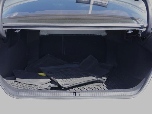 2022 Toyota Avalon Hybrid XSE Nightshade