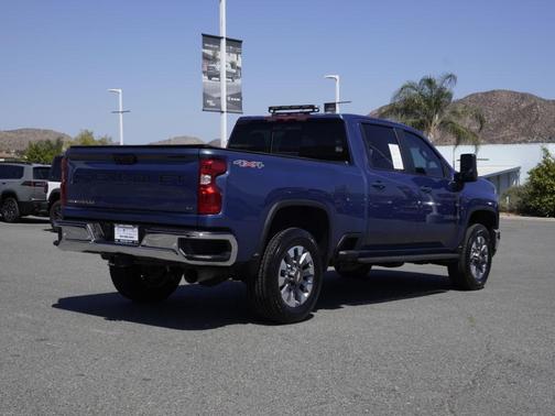 Lakeshore Blue Metallic 2025 Chevrolet Silverado 2500 LT