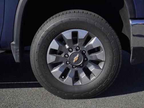 Lakeshore Blue Metallic 2025 Chevrolet Silverado 2500 LT