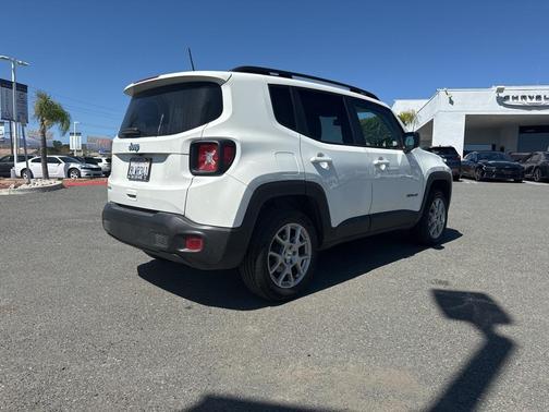 2023 Jeep Renegade Latitude