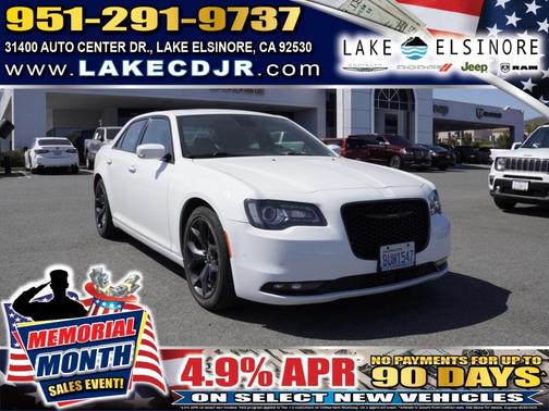 2022 Chrysler 300 S