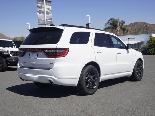 White Knuckle Clearcoat 2026 Dodge Durango GT Plus HEMI V8