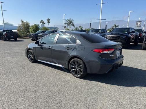 2025 Toyota Corolla Hybrid SE