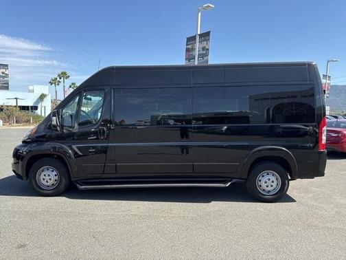 2018 RAM ProMaster 2500 Window Van High Roof