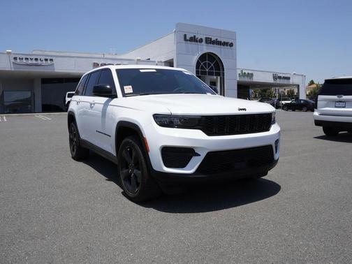 2023 Jeep Grand Cherokee Altitude