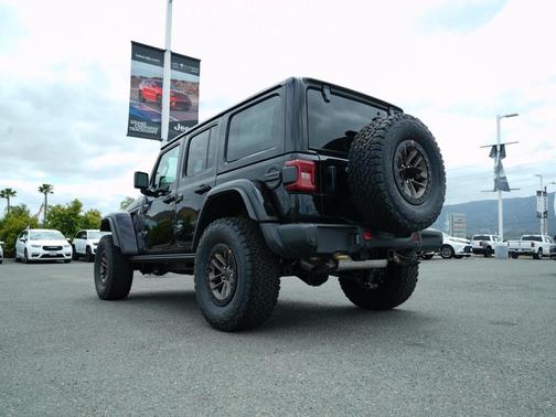 2025 Jeep Wrangler Rubicon 392