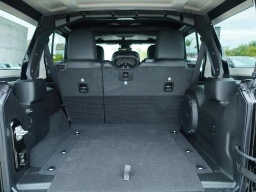 2025 Jeep Wrangler Rubicon 392