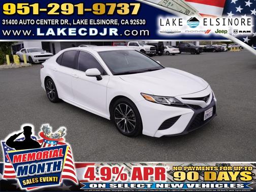 2020 Toyota Camry SE