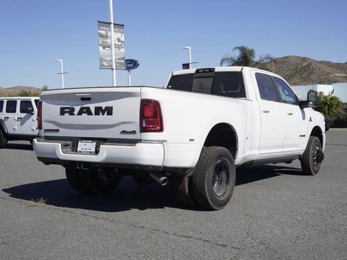 Bright White Clearcoat 2026 RAM 3500 Laramie