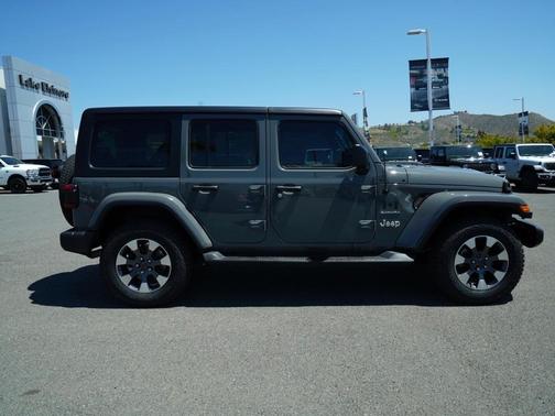 2021 Jeep Wrangler Unlimited Sahara