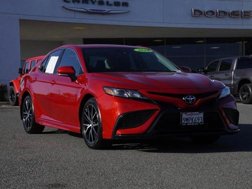 2024 Toyota Camry SE Nightshade